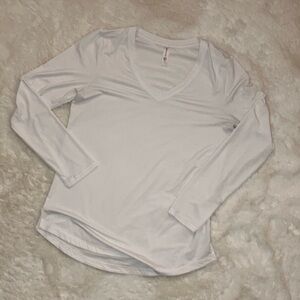 Athleta White V-Neck Long Sleeve Top